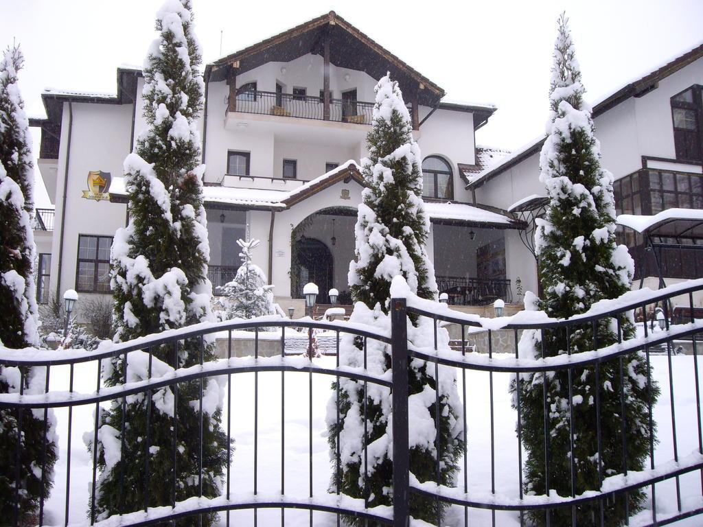 Hotel Casa Domneasca Curtea de Argeş Exterior foto